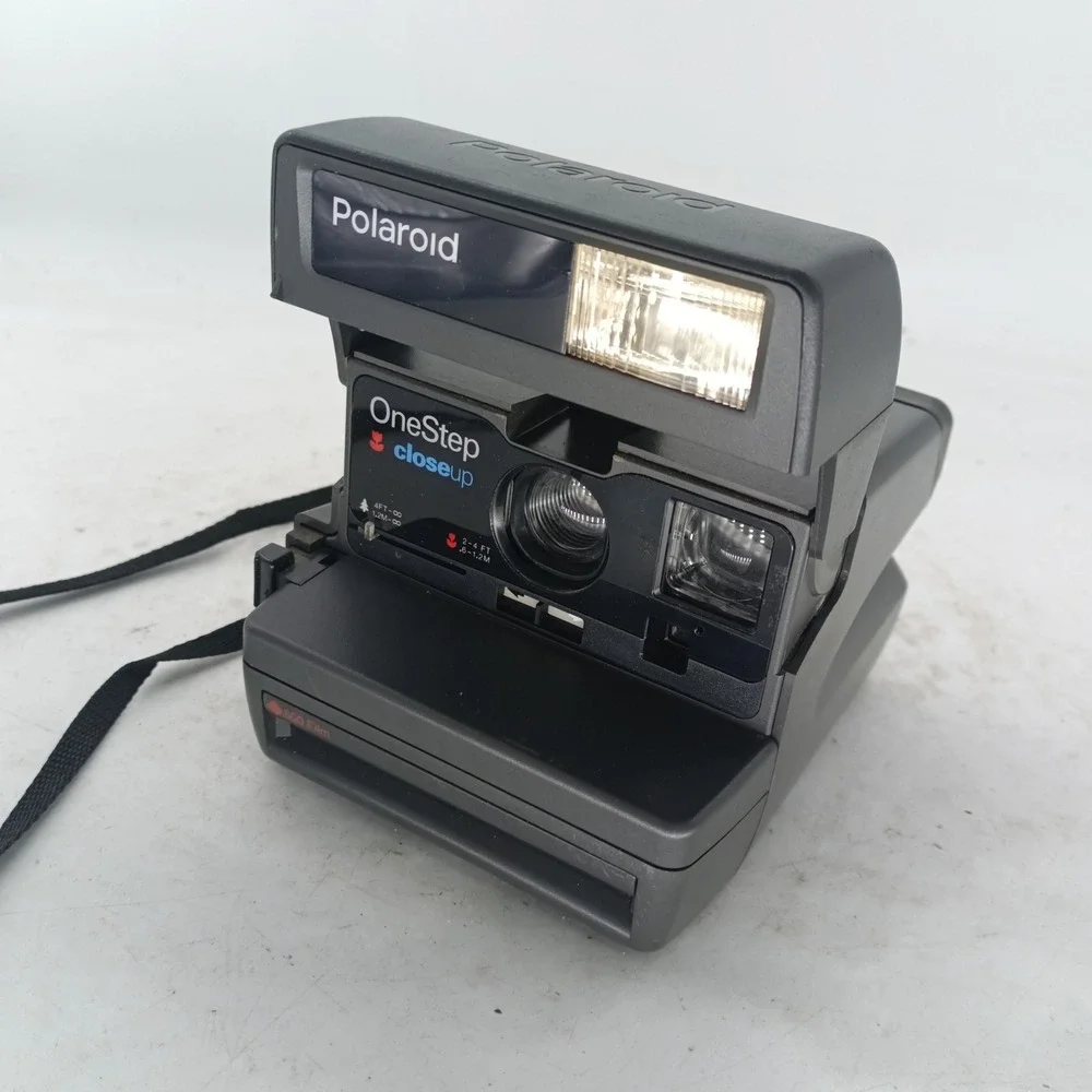 Polaroid OneStep CloseUp Instant Film Camera 600 Series Vintage Gray Black a1